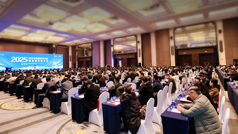 小型机房改造：从设备堆砌到系统重构